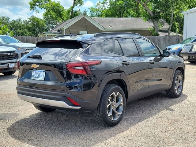 2026 Chevrolet Trax LT - Photo 38