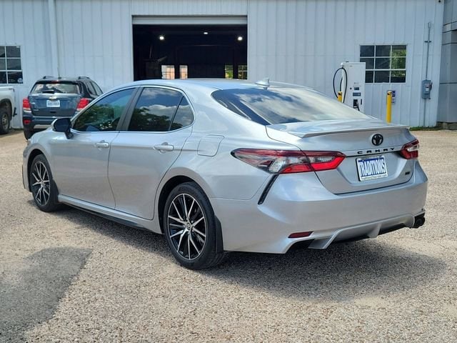 2024 Toyota Camry SE - Photo 39