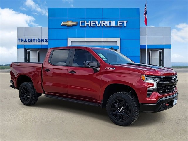 2026 Chevrolet Silverado 1500 LT Trail Boss photo 2