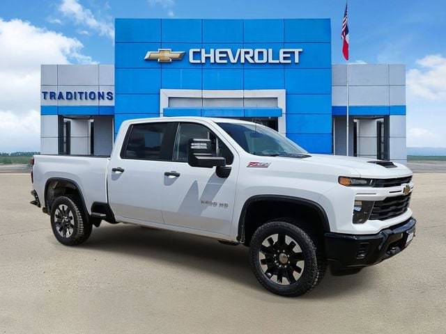 2024 Chevrolet Silverado 2500HD Custom - Photo 2