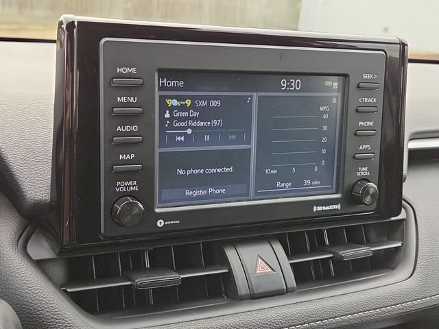 2022 Toyota RAV4 LE - Photo 47