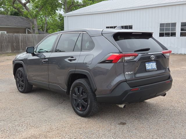 2022 Toyota RAV4 LE - Photo 39