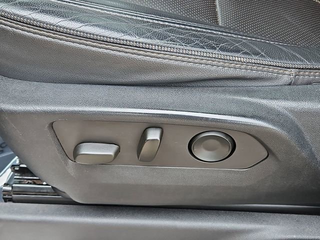 2022 Chevrolet Silverado 1500 High Country - Photo 37