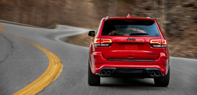 2018-Jeep-Cherokee-Trackhawk-RedRear.jpg