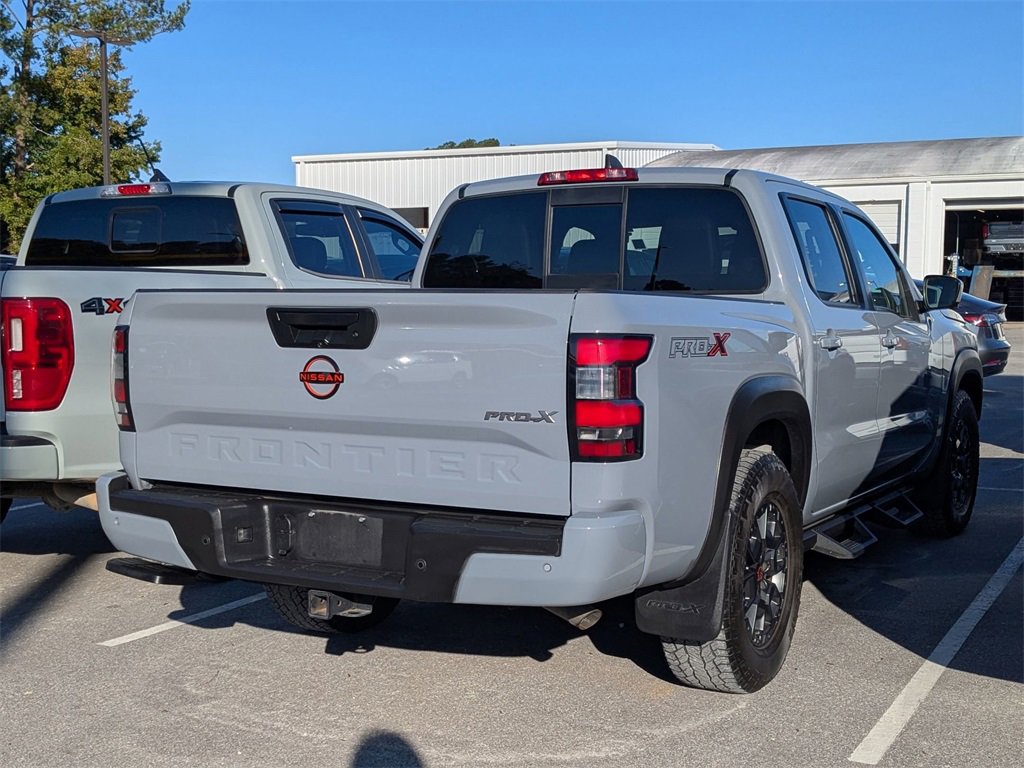2022 Nissan Frontier PRO-X photo 2