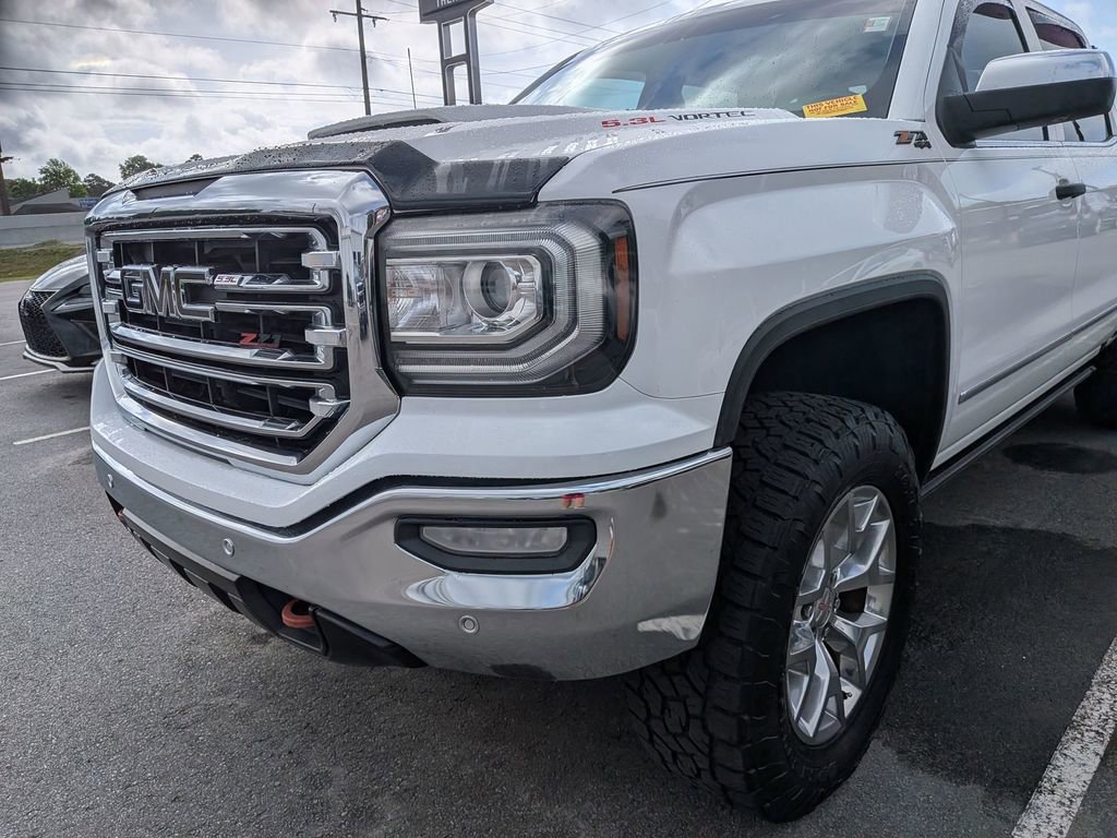 2017 GMC Sierra 4WD Crew Cab Short Box SLT's photo