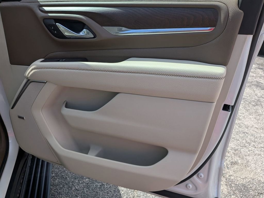 2023 GMC Yukon Denali - Photo 25