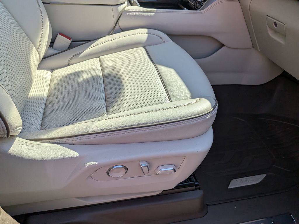 2023 GMC Yukon XL Denali - Photo 28