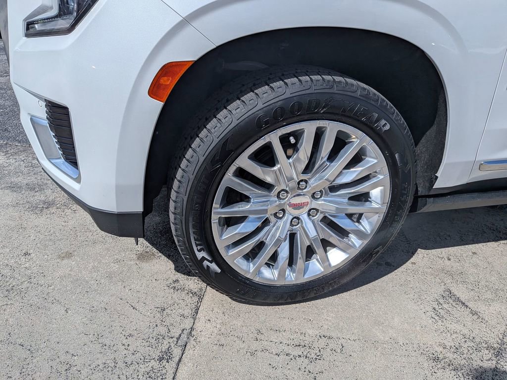 2023 GMC Yukon Denali - Photo 7