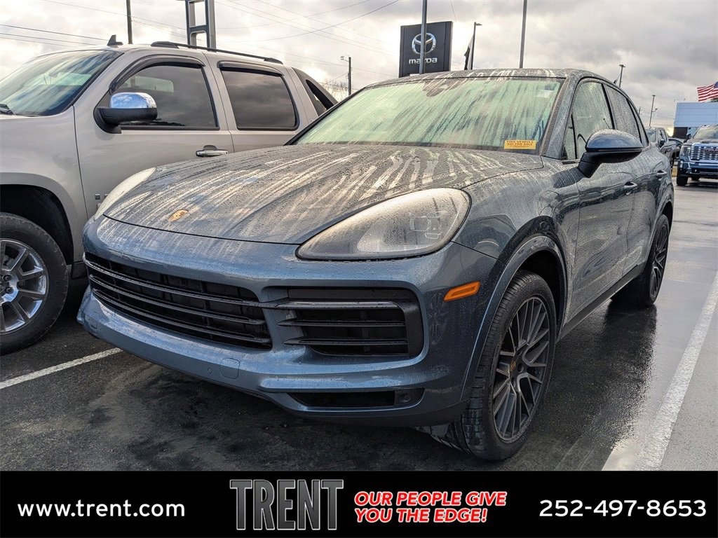 2019 Porsche Cayenne Base's photo