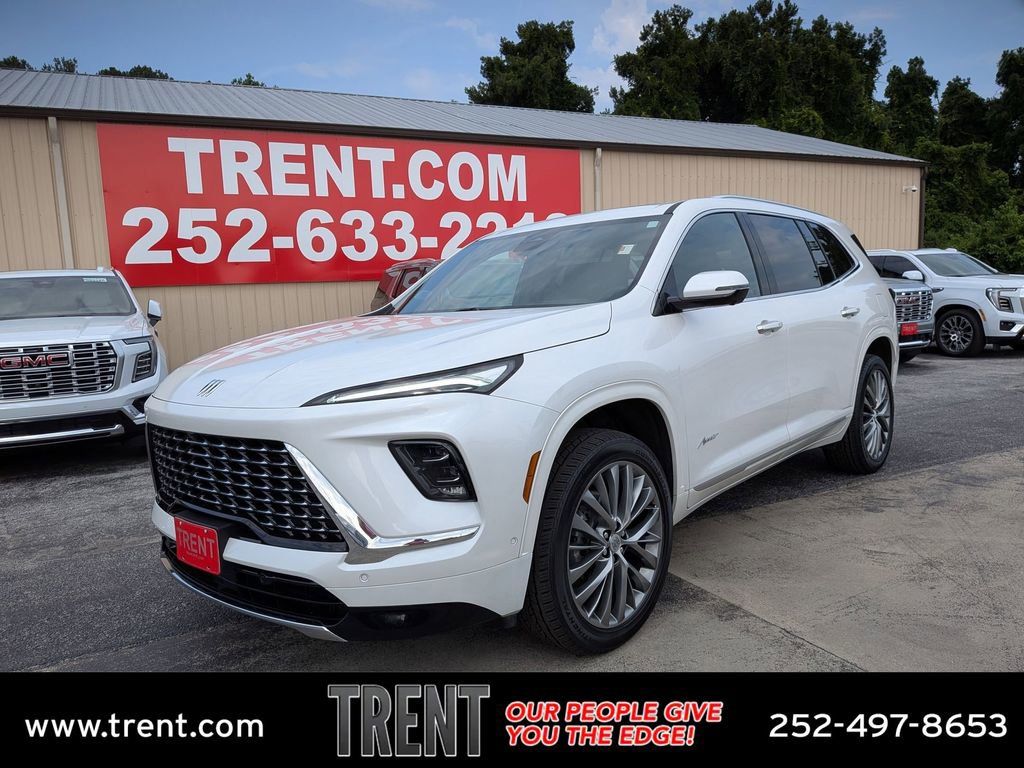 2025 Buick Enclave Avenir AWD's photo