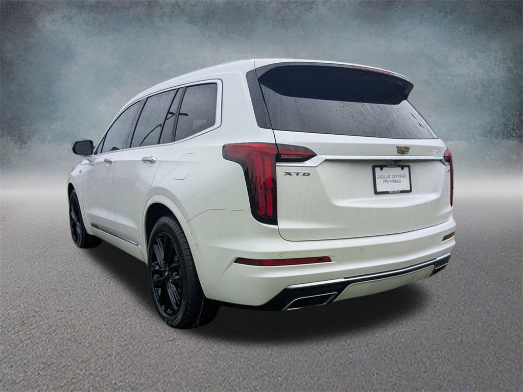2022 Cadillac XT6 Premium Luxury photo 3