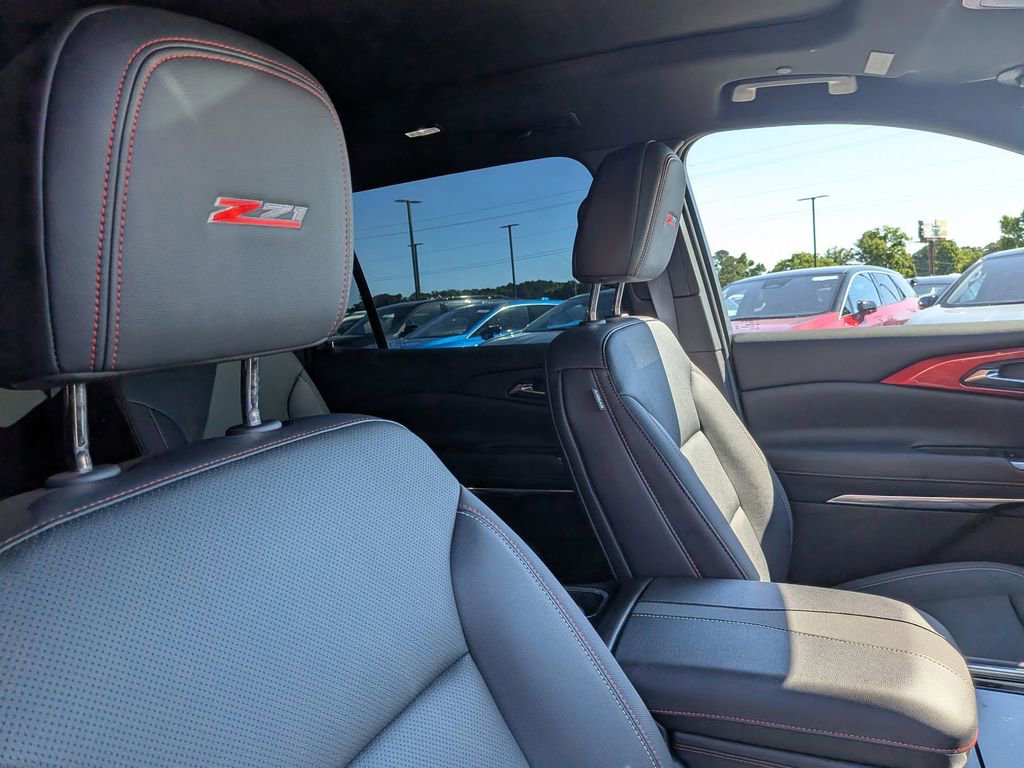 2025 Chevrolet Traverse Z71 - Photo 26