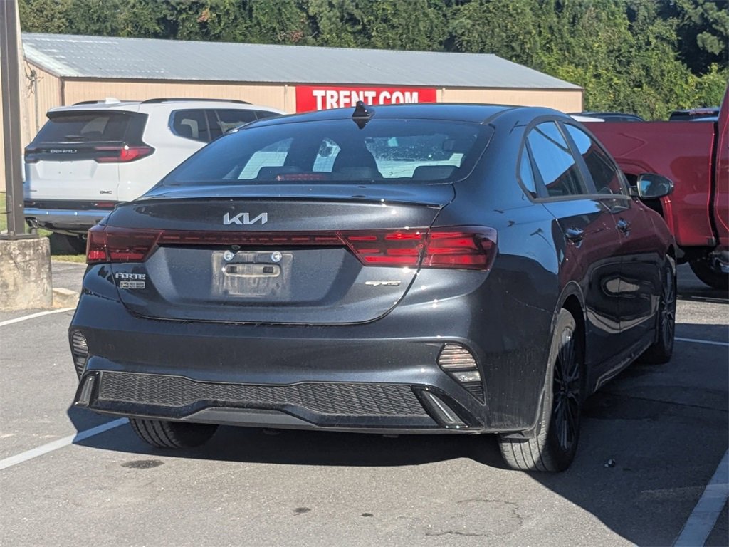 2023 Kia Forte GT-Line photo 3