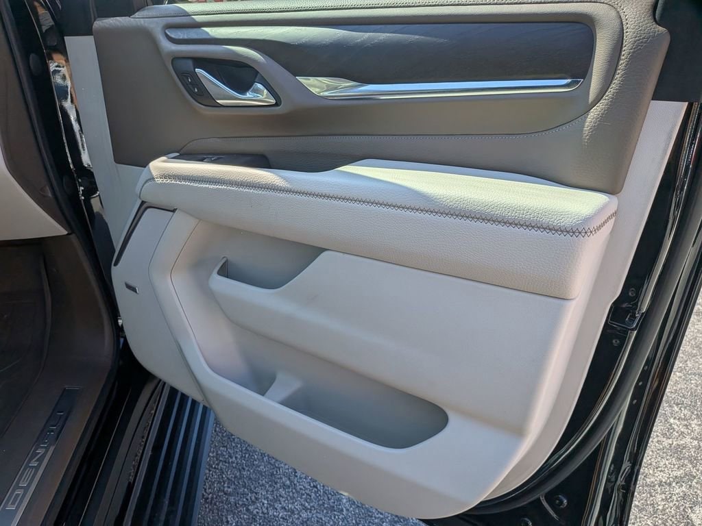 2023 GMC Yukon XL Denali - Photo 25