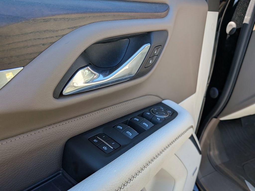 2023 GMC Yukon XL Denali - Photo 8