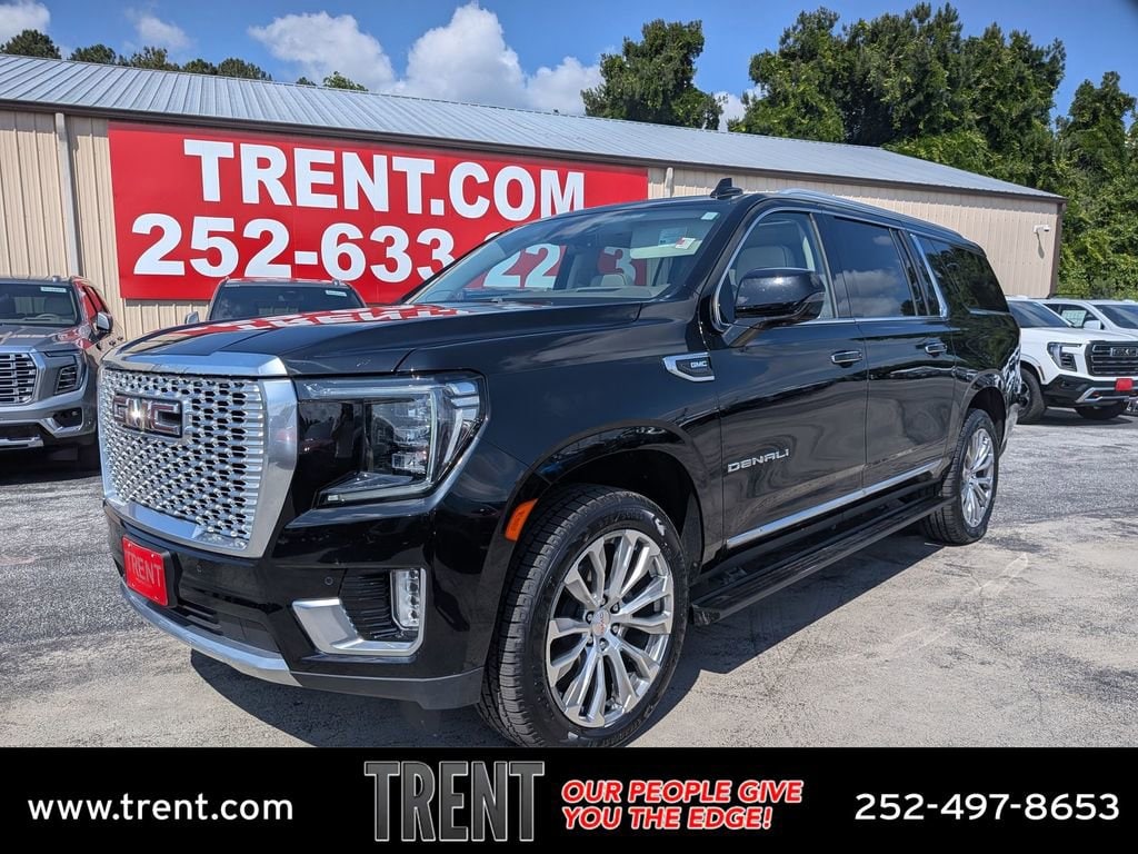 2023 GMC Yukon Denali AWD's photo