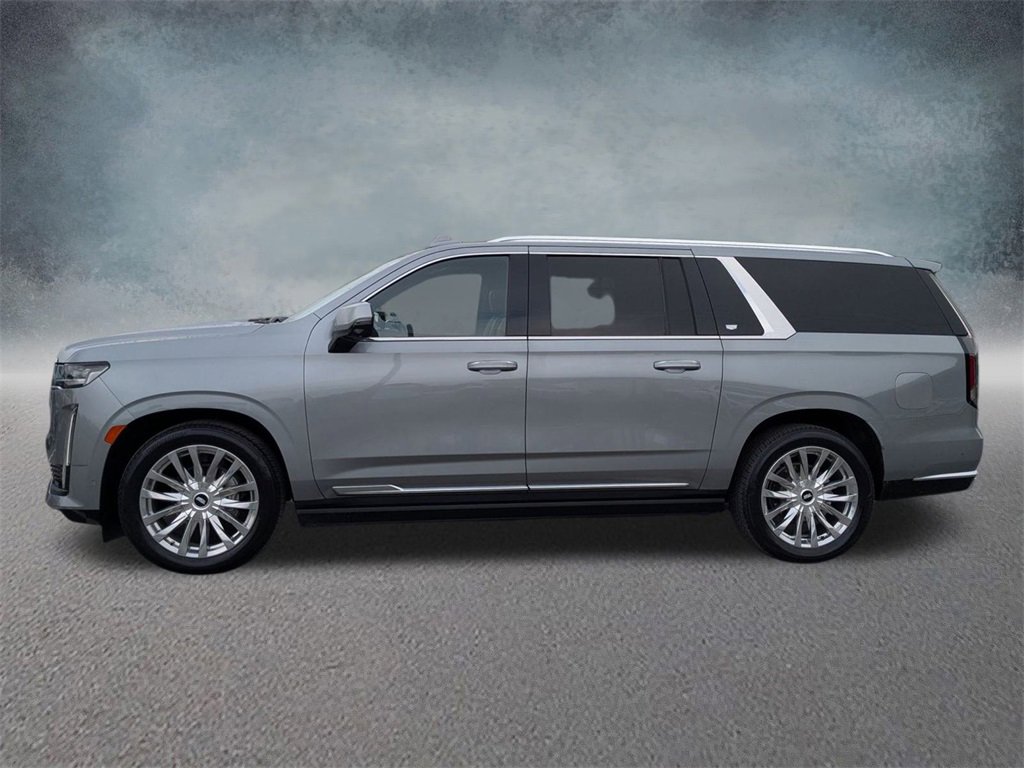 2023 Cadillac Escalade ESV Premium Luxury photo 2