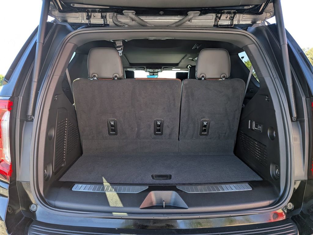 2024 GMC Yukon Denali Ultimate - Photo 25