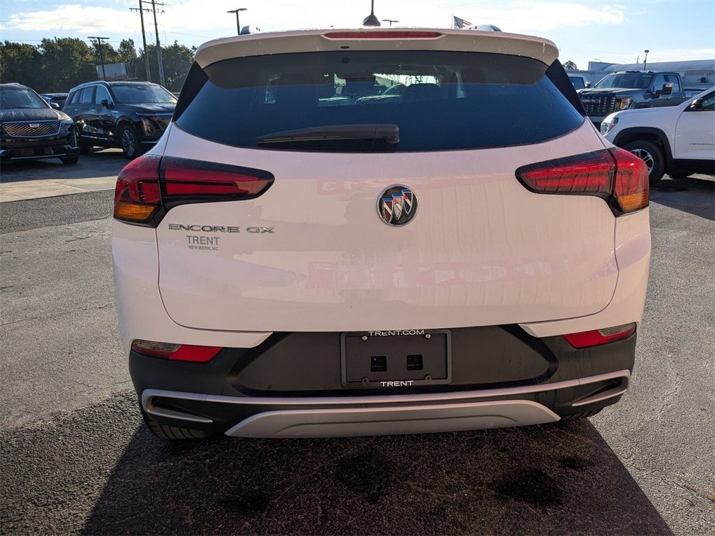 2022 Buick Encore GX Select photo 3