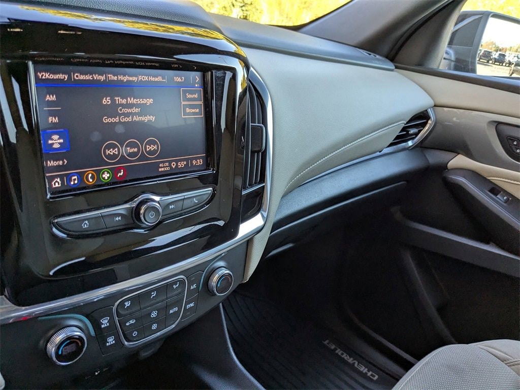 Used 2023 Chevrolet Traverse LS SUV