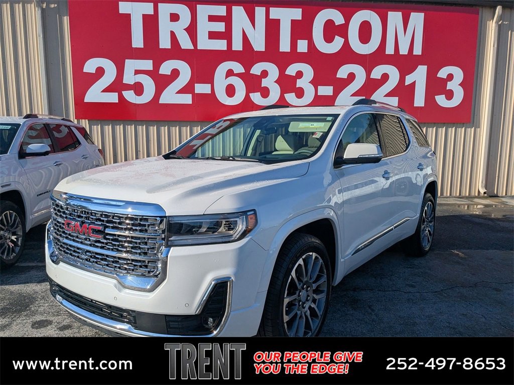 2023 GMC Acadia Denali's photo