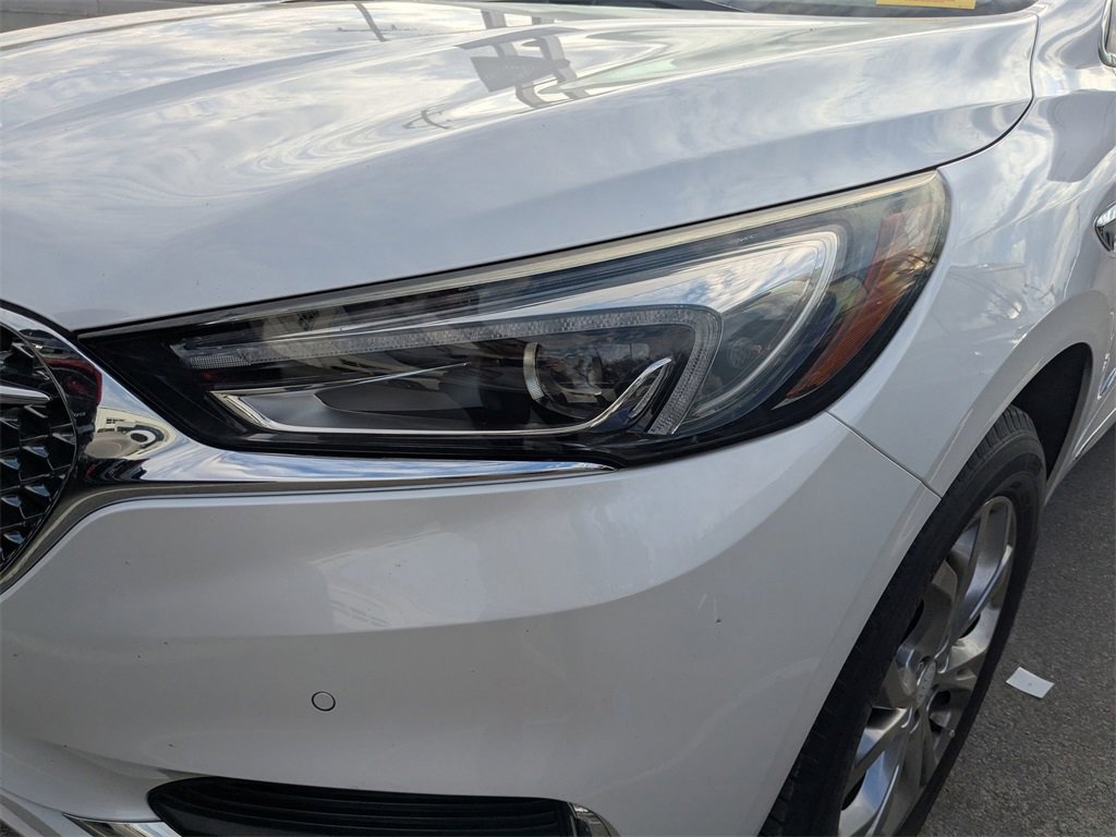 2019 Buick Enclave Avenir photo 2