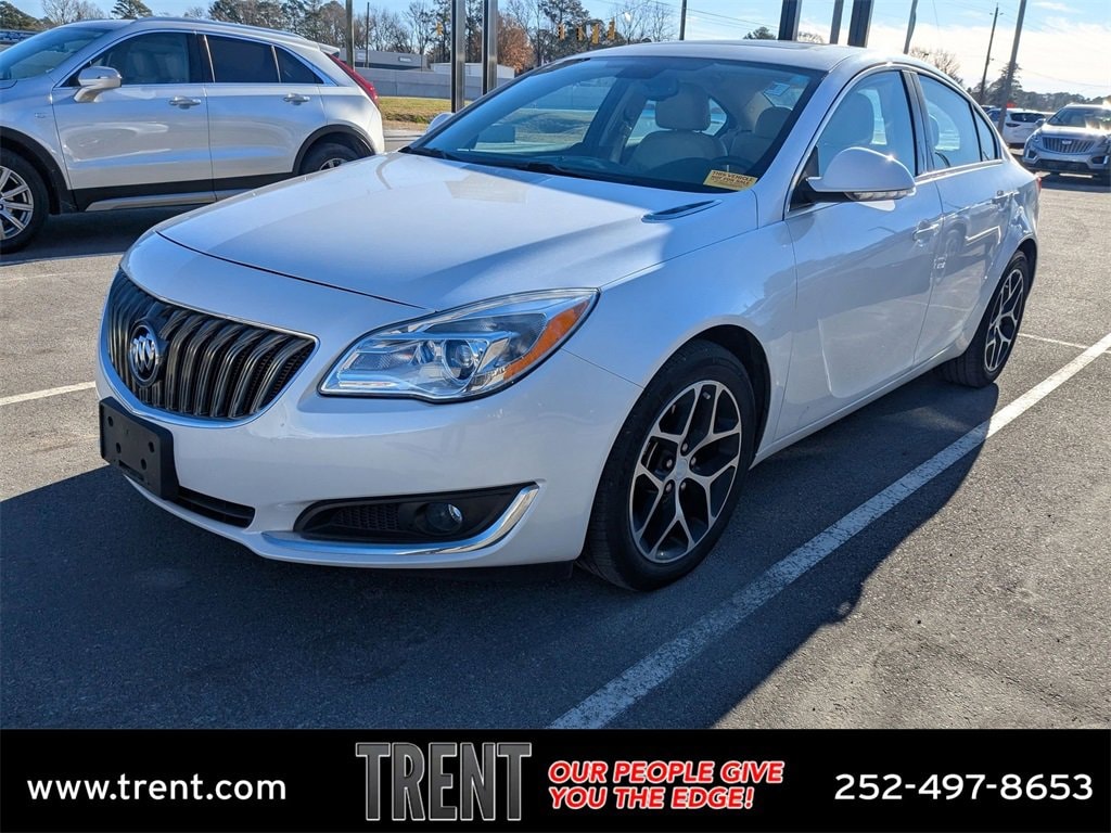 2017 Buick Regal Sport Touring's photo