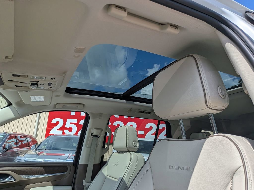 2023 GMC Yukon Denali - Photo 12