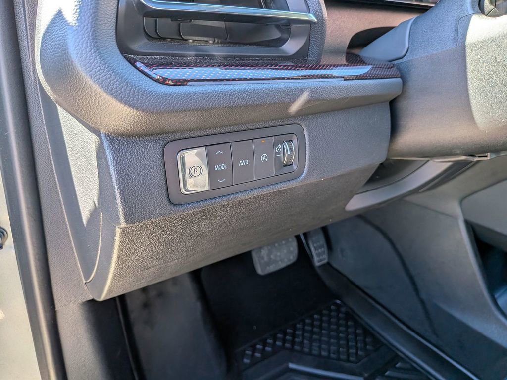 2025 Chevrolet Traverse Z71 - Photo 12