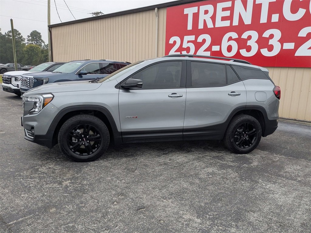 2024 Gmc Terrain AT4 photo 2