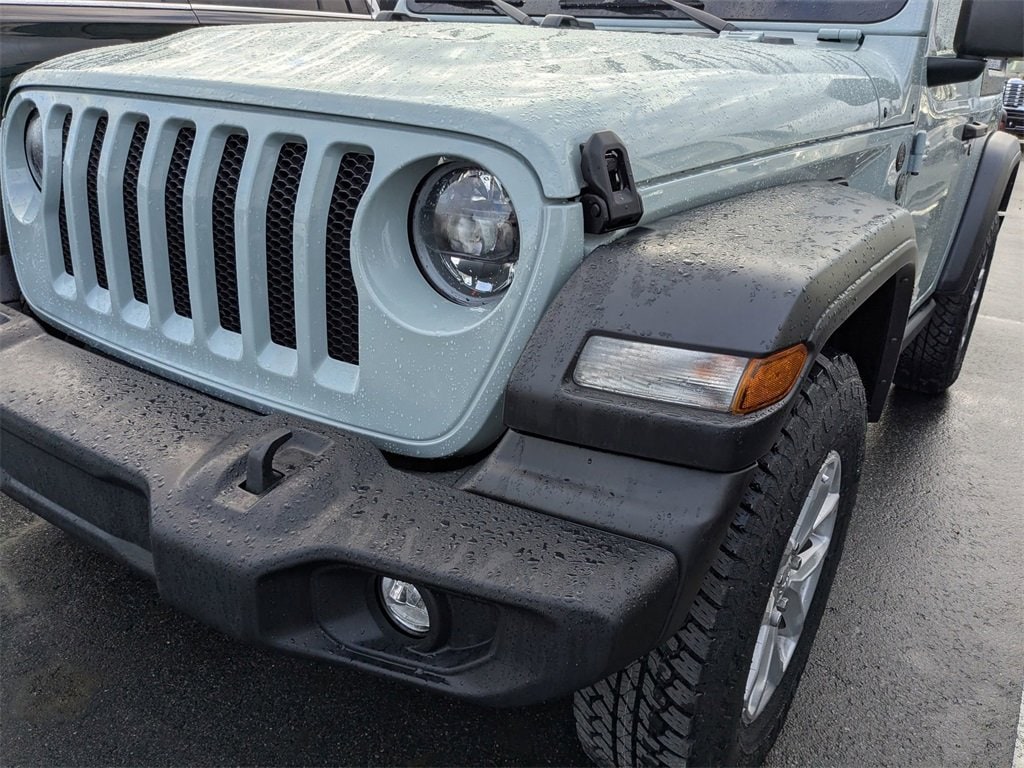 2023 Jeep Wrangler 2-Door Sport S's photo