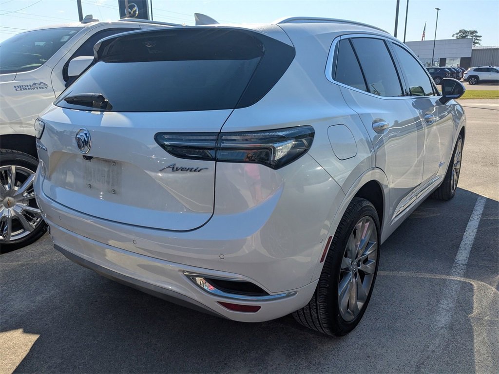 2023 Buick Envision Avenir photo 3