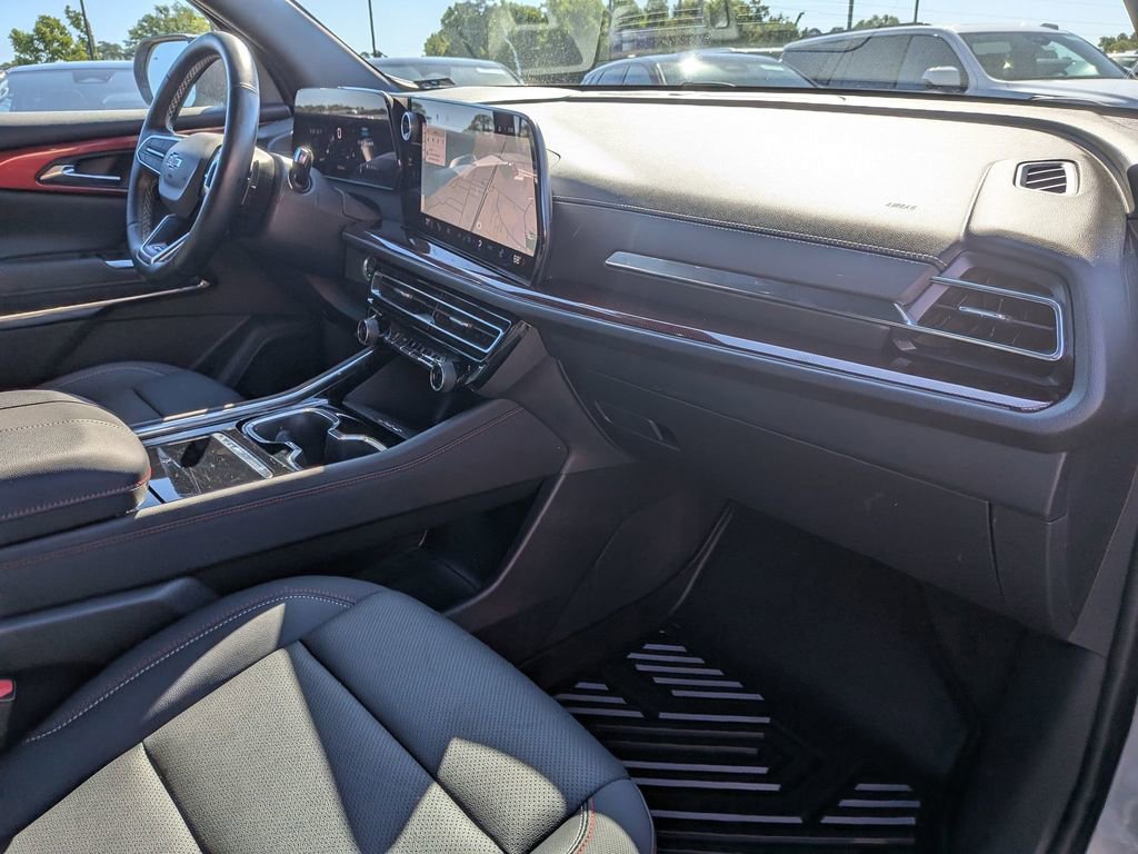2025 Chevrolet Traverse Z71 - Photo 28