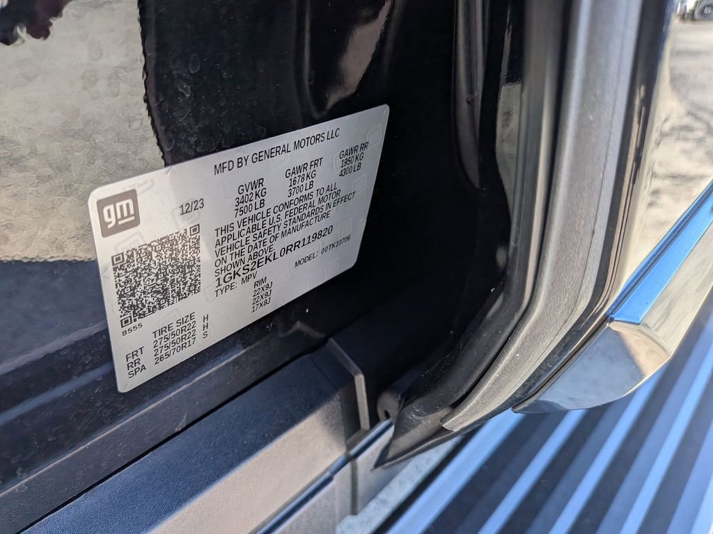 2024 GMC Yukon Denali Ultimate - Photo 32