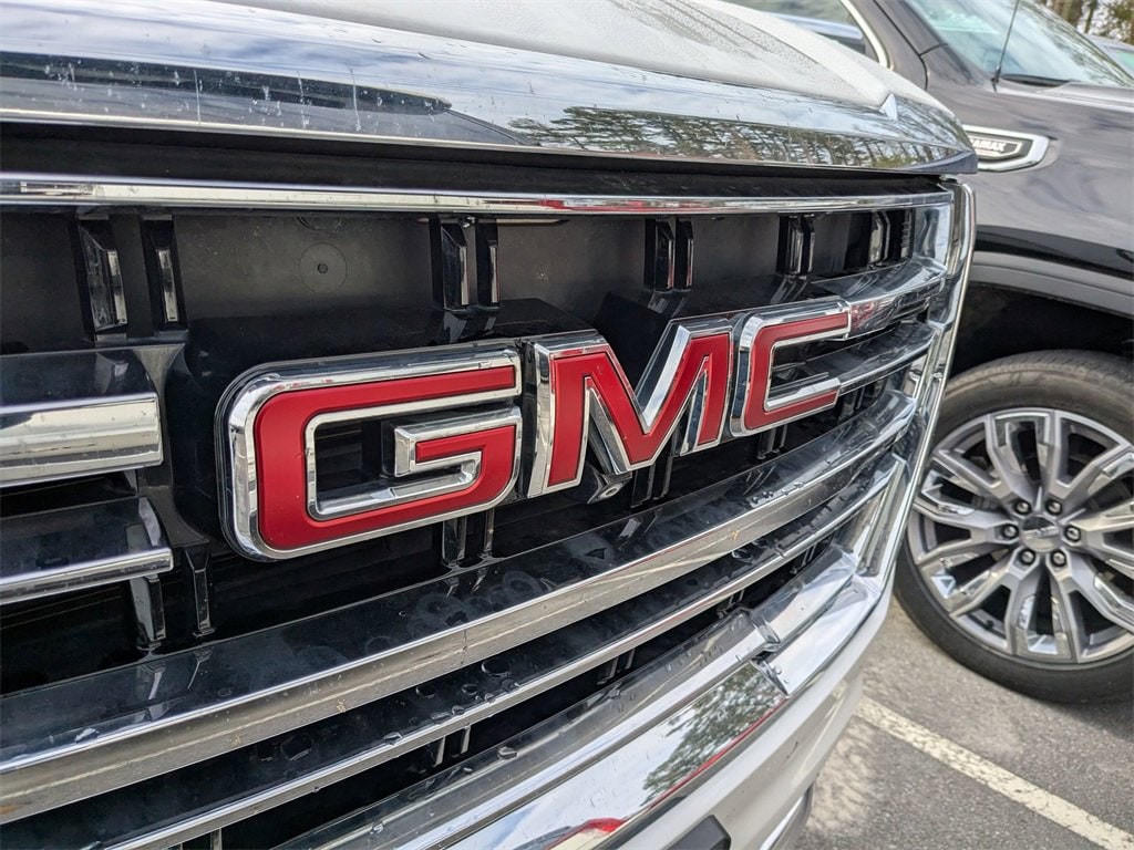 2024 GMC Yukon XL Denali's photo