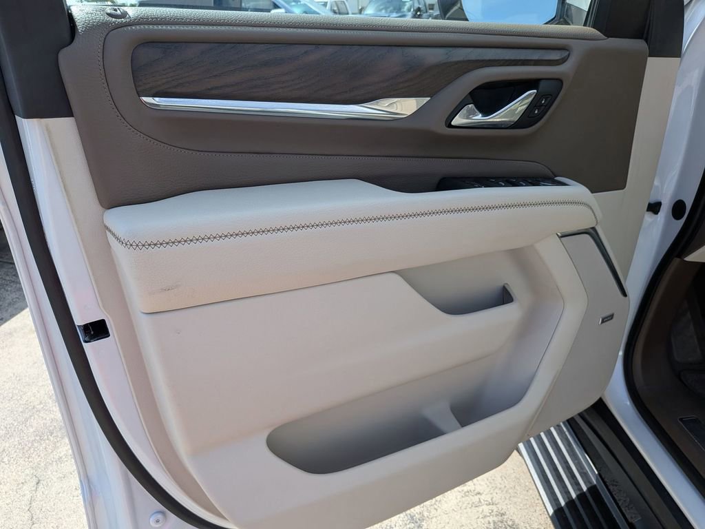 2023 GMC Yukon Denali - Photo 8