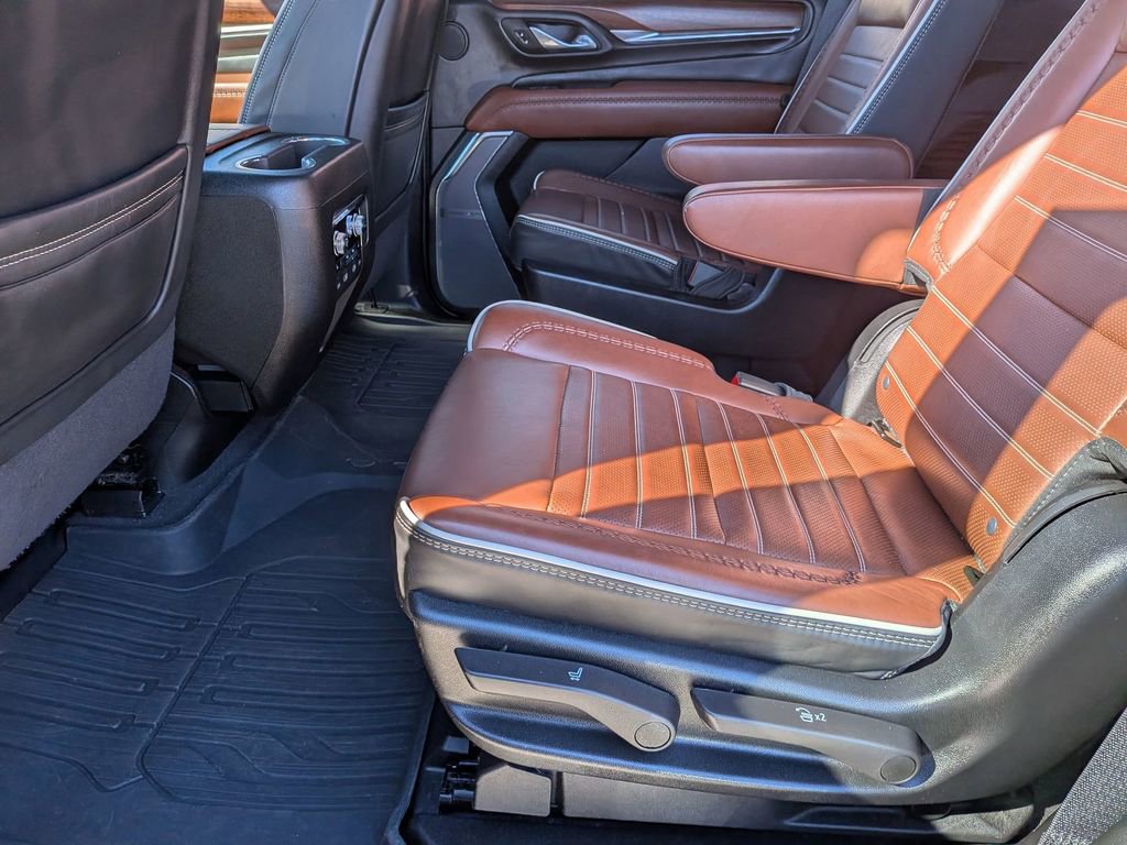 2024 GMC Yukon Denali Ultimate - Photo 24