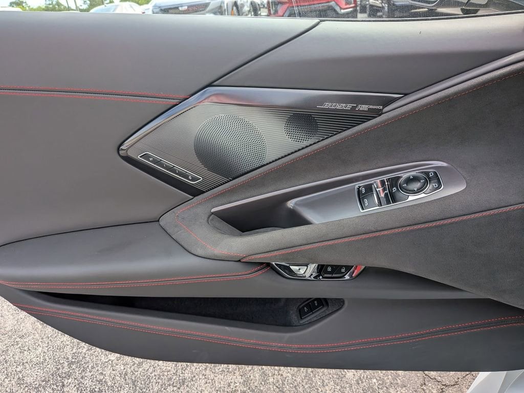 2024 Chevrolet Corvette 3LT - Photo 11