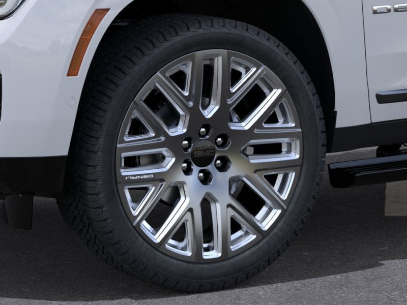2026 GMC Yukon XL Denali Ultimate - Photo 9