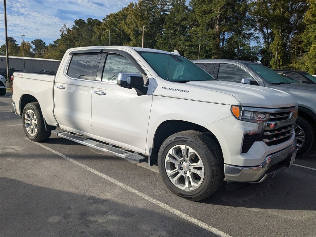 2022 Chevrolet Silverado 1500 LTZ photo 4