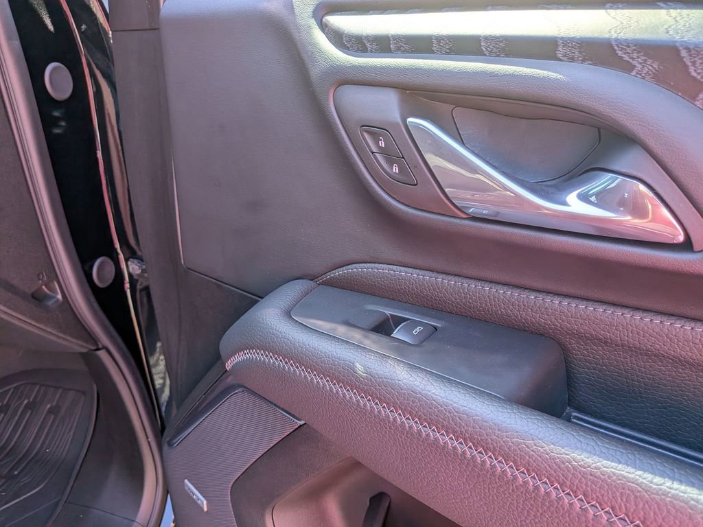 2024 GMC Yukon XL Denali - Photo 25