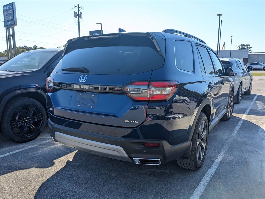 2024 Honda Pilot Elite photo 3