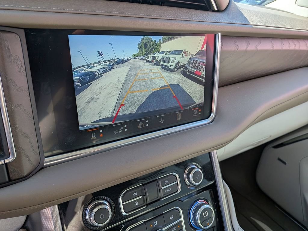 2023 GMC Yukon XL Denali - Photo 18