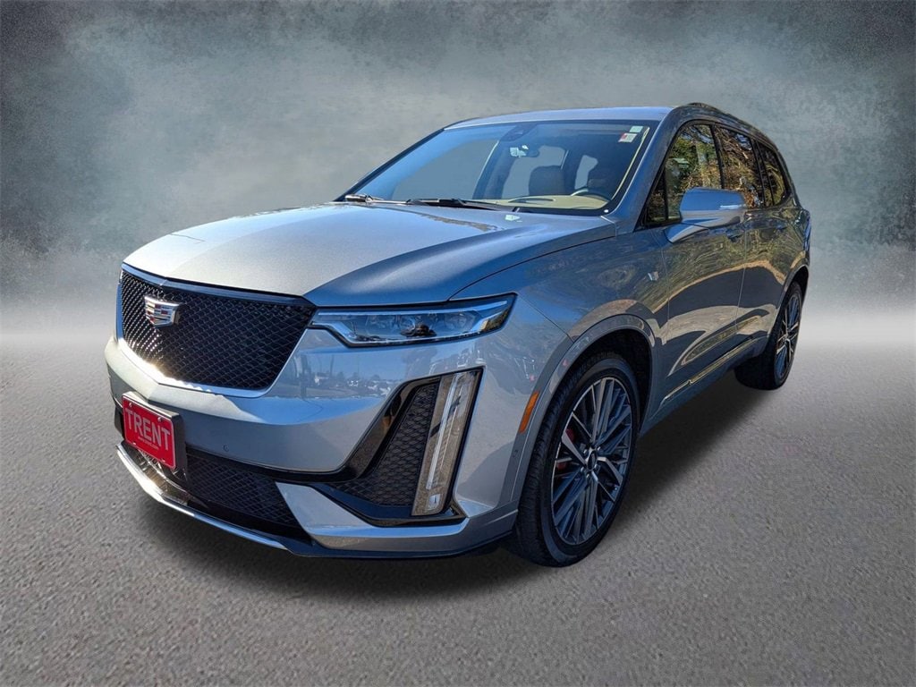2024 Cadillac XT6 Sport's photo