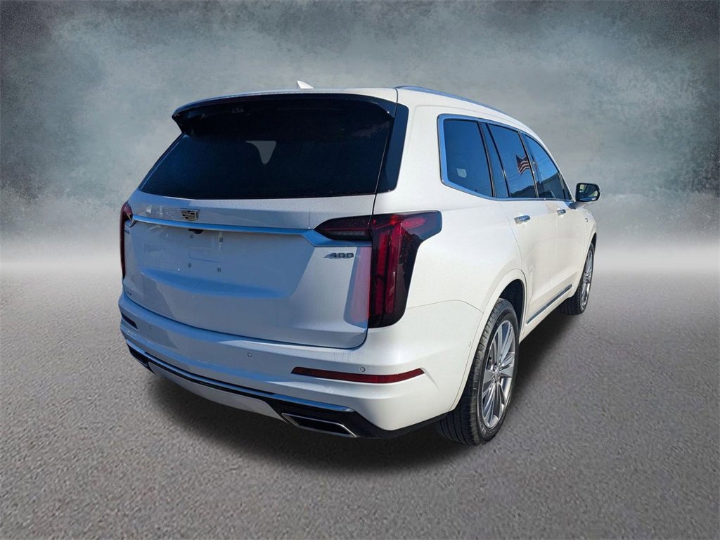 2024 Cadillac XT6 Premium Luxury photo 2