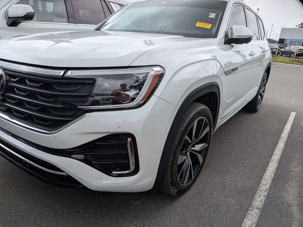 2024 Volkswagen Atlas 2.0T SEL Premium R-Line 4MOTION's photo