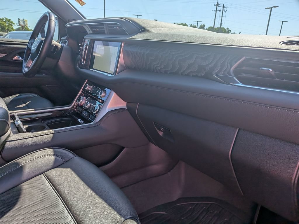2024 GMC Yukon XL Denali - Photo 28