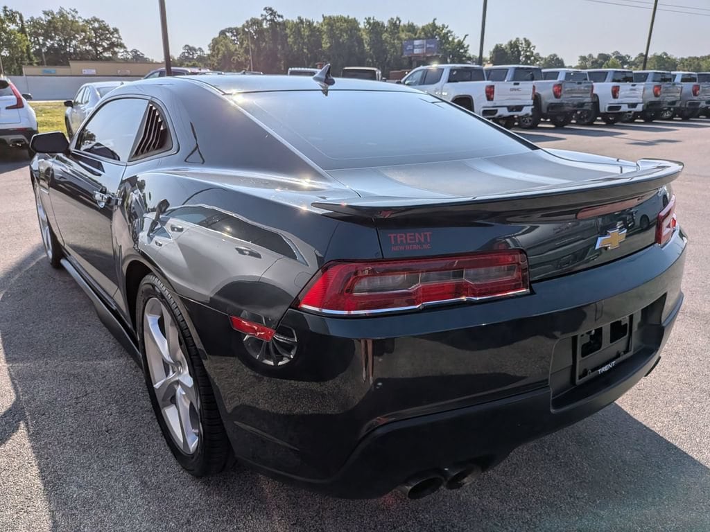 Used 2015 Chevrolet Camaro 1LT with VIN 2G1FC1E38F9306980 for sale in New Bern, NC