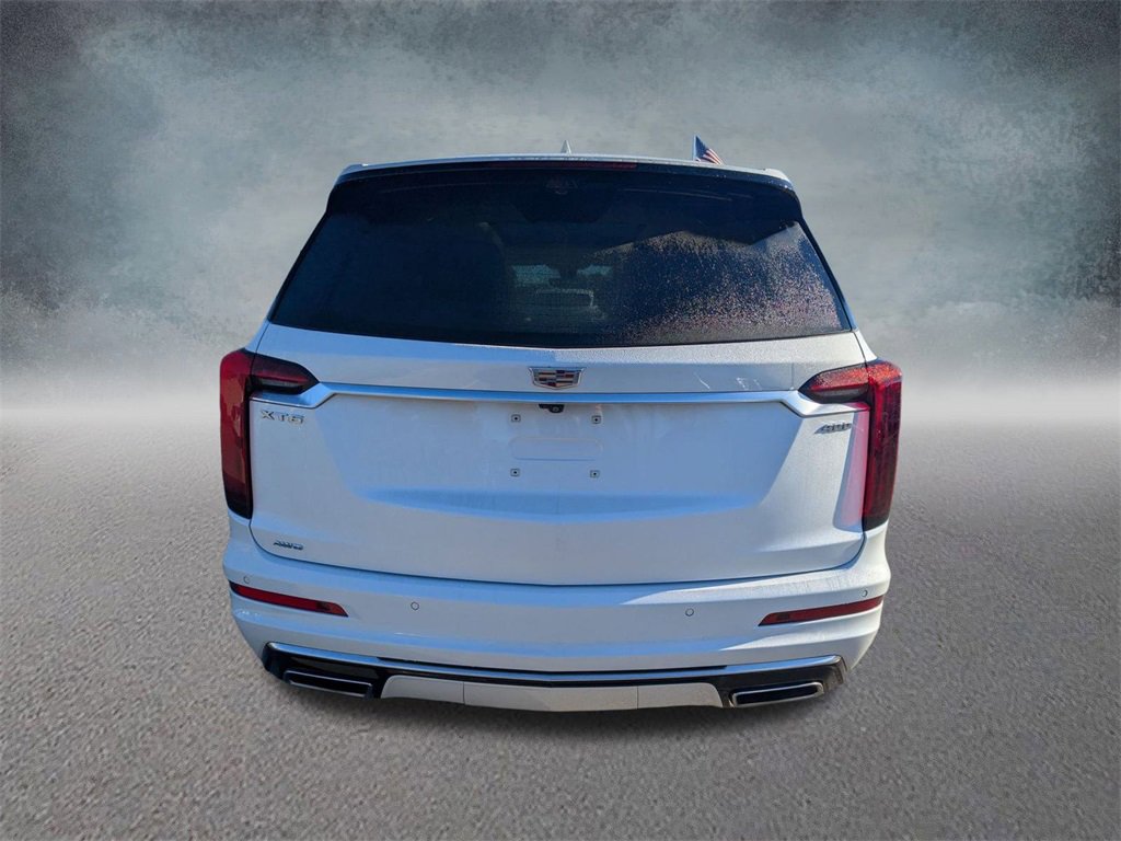 2024 Cadillac XT6 Premium Luxury photo 3